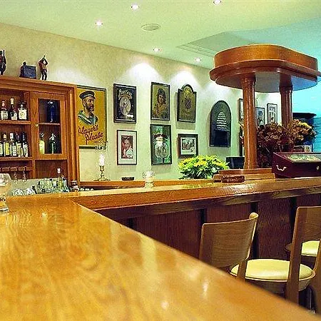 阳光海滩酒店 酒店