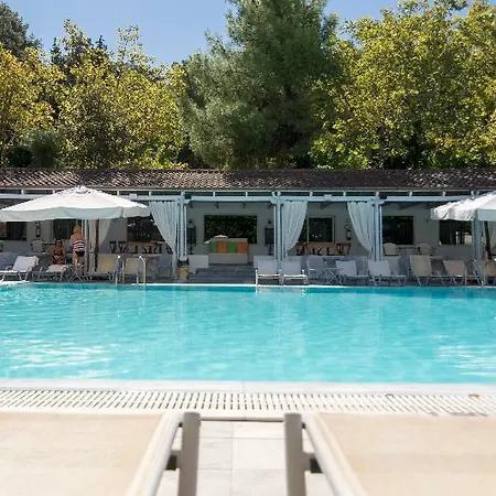 Sun 아기아 트리아스